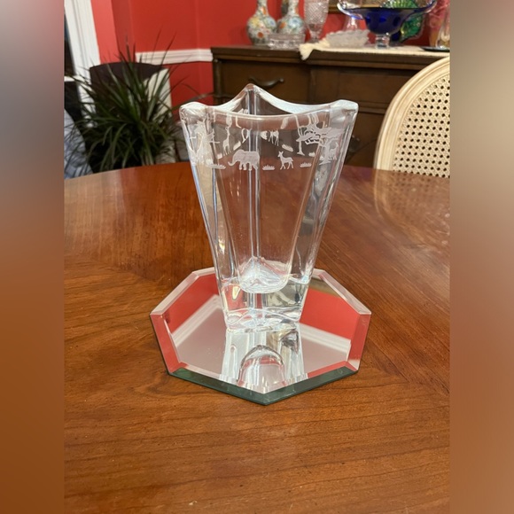 Mikasa Vintage SAFARI Etched Triangular Vase 8”. *Retired Rare - Picture 5 of 12